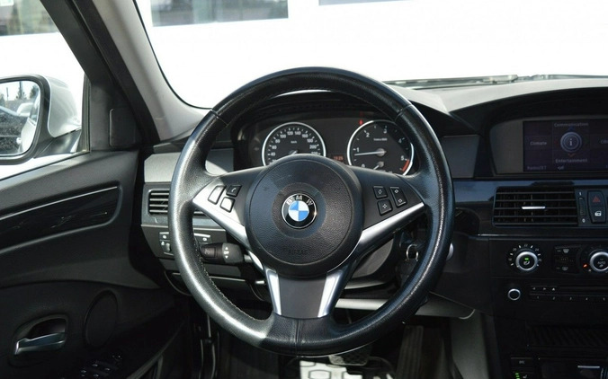 BMW Seria 5 cena 24900 przebieg: 254000, rok produkcji 2010 z Hrubieszów małe 667